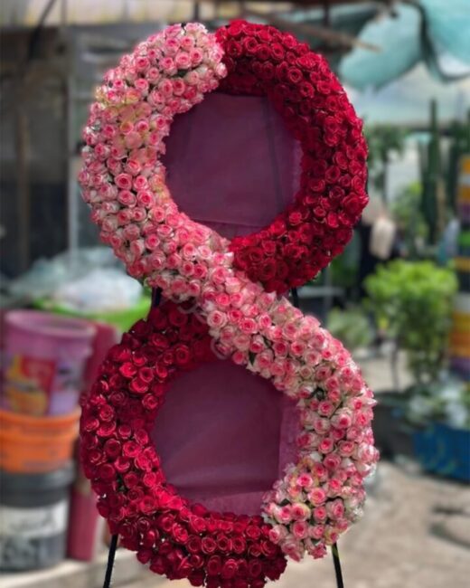 تاج گل تبریک