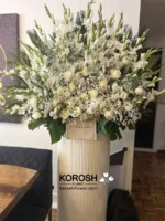 گل تسلیت ایستاده