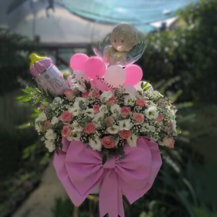 باکس گل نوزادی - فروشگاه گل کوروش